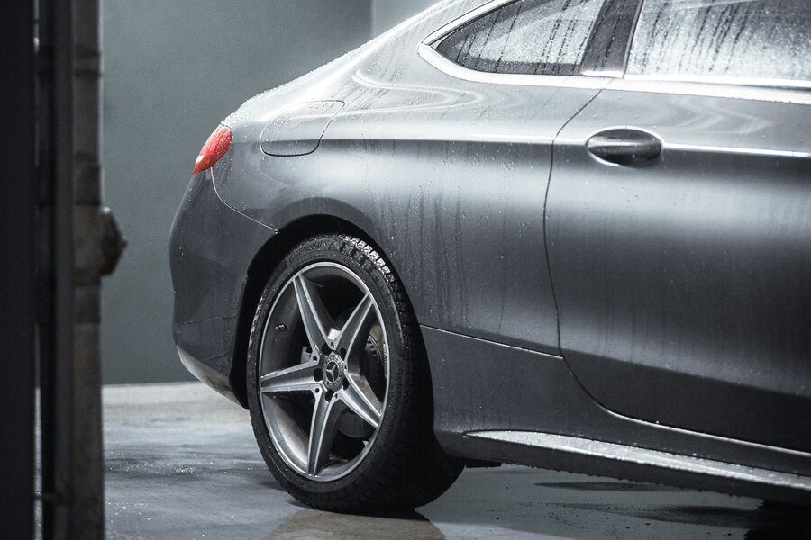photo of a mercedes benz c class getting an auto spa
